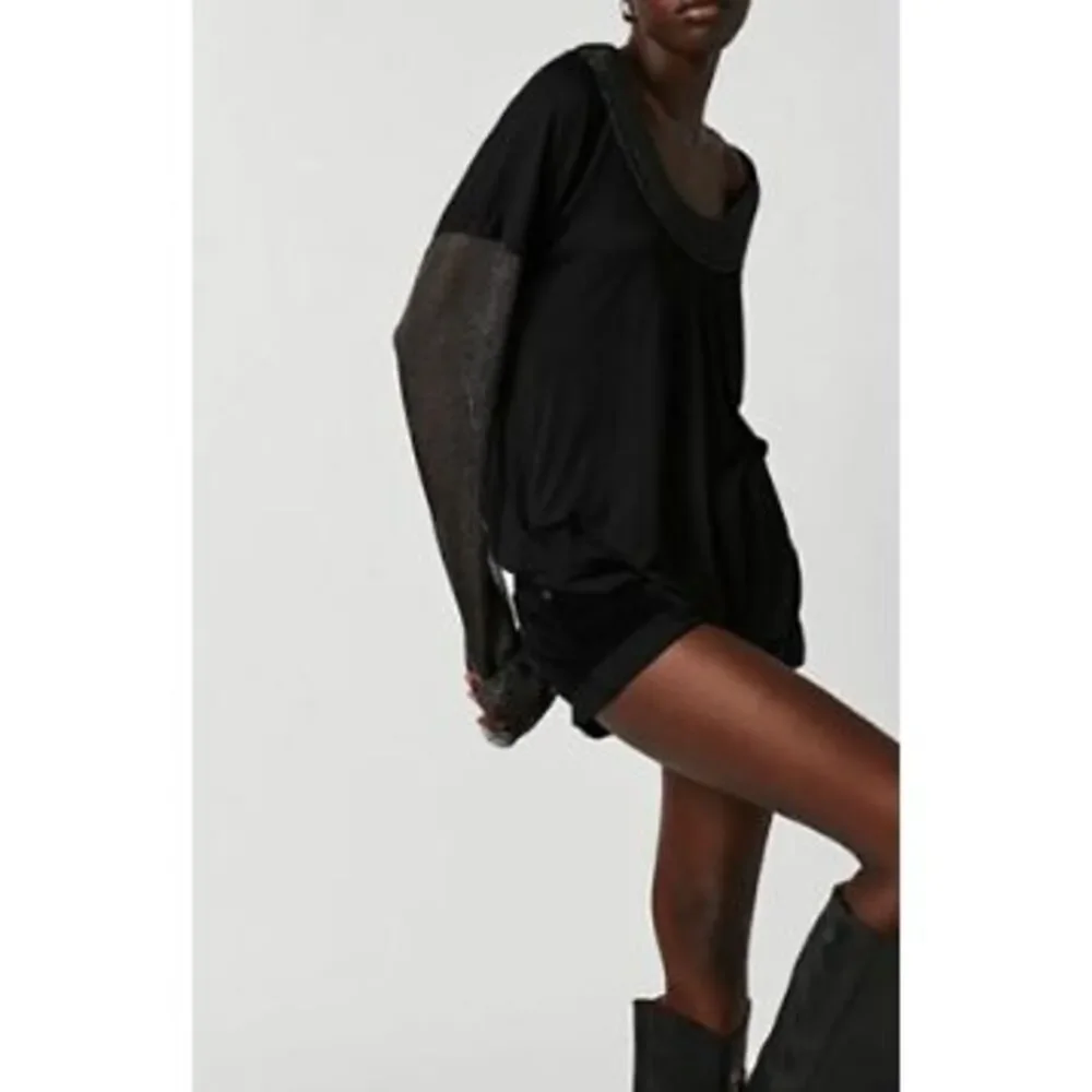 NWT Free People Bit Of Shine Oversized Long Metallic Sleeves Tee Shirt Women's S